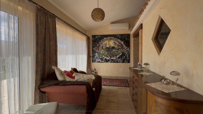 Image No.38-6 Bed Villa for sale