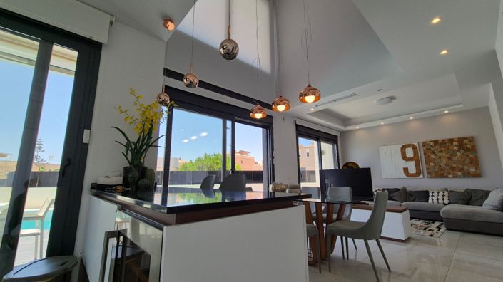 Image No.19-Propriété de 4 chambres à vendre à Torrevieja