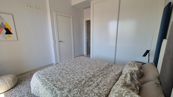 Image No.27-4 Bed Villa for sale