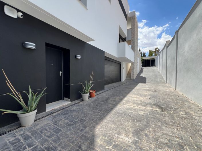 Image No.15-Villa de 4 chambres à vendre à Orihuela Costa