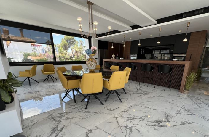 Image No.33-Villa de 4 chambres à vendre à Orihuela Costa