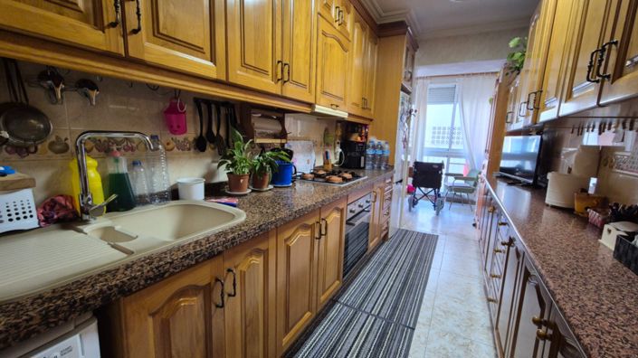 Image No.4-3 Bed Property for sale