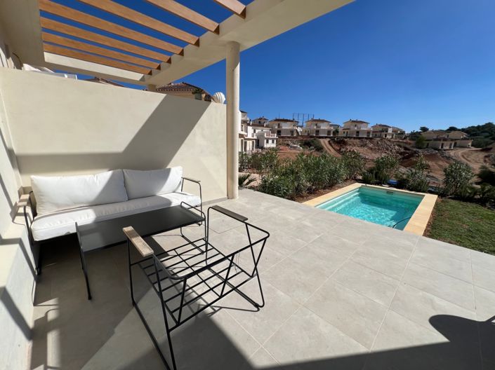 Image No.28-2 Bed Property for sale