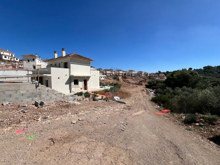 Image No.42-2 Bed Property for sale