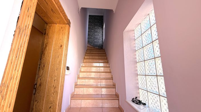 Image No.31-4 Bed Property for sale