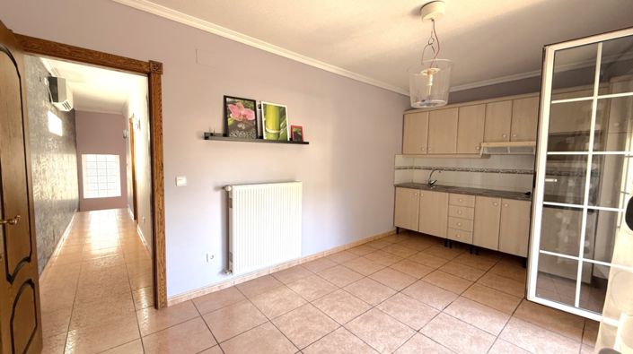 Image No.43-4 Bed Property for sale