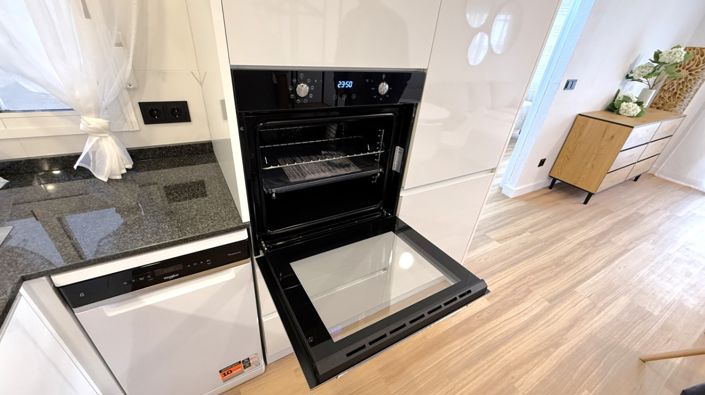 Image No.7-2 Bed Property for sale