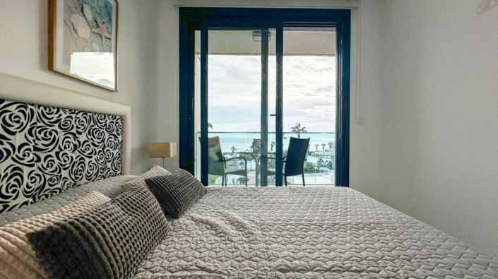 Image No.20-2 Bed Apartment for sale