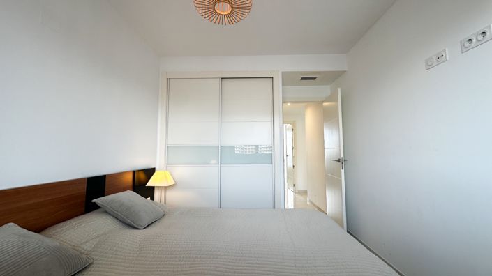 Image No.26-2 Bed Property for sale