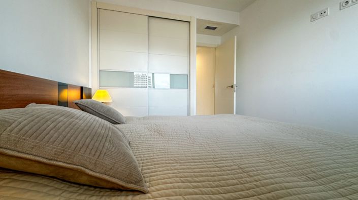 Image No.28-2 Bed Property for sale