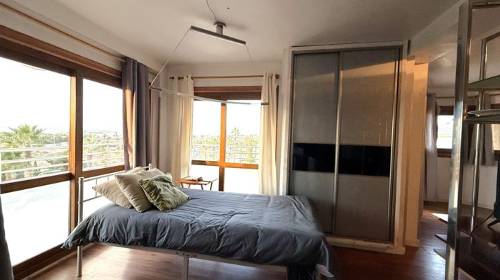 Image No.10-1 Bed Apartment for sale