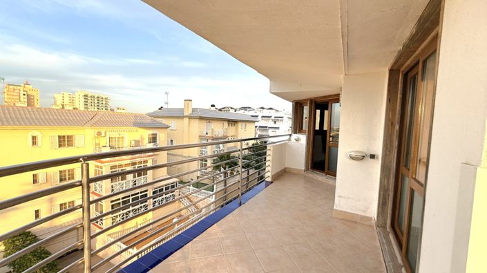 Image No.27-1 Bed Property for sale