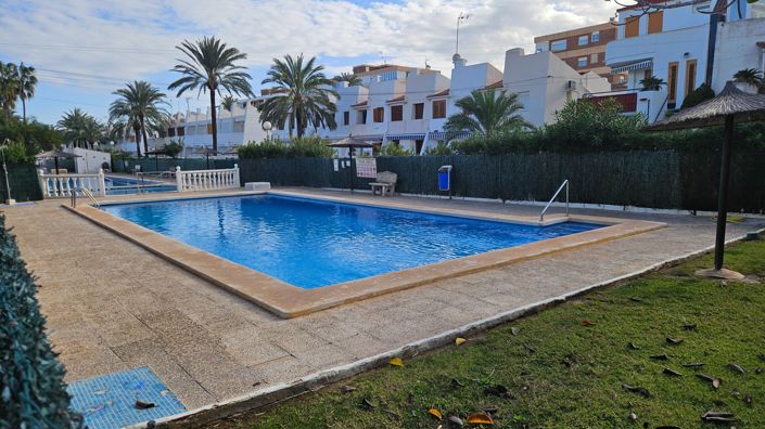 Image No.41-1 Bed Property for sale