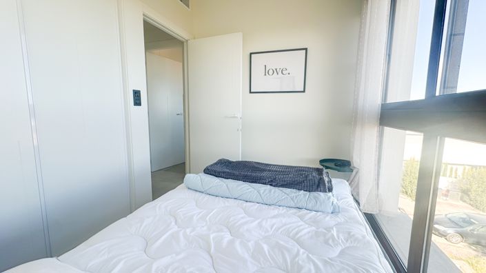 Image No.19-3 Bed Property for sale