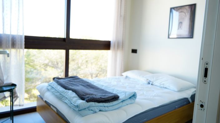 Image No.23-3 Bed Property for sale