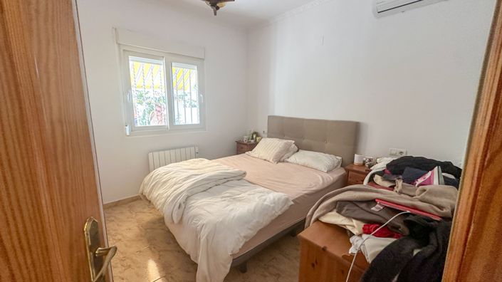 Image No.14-2 Bed Townhouse for sale