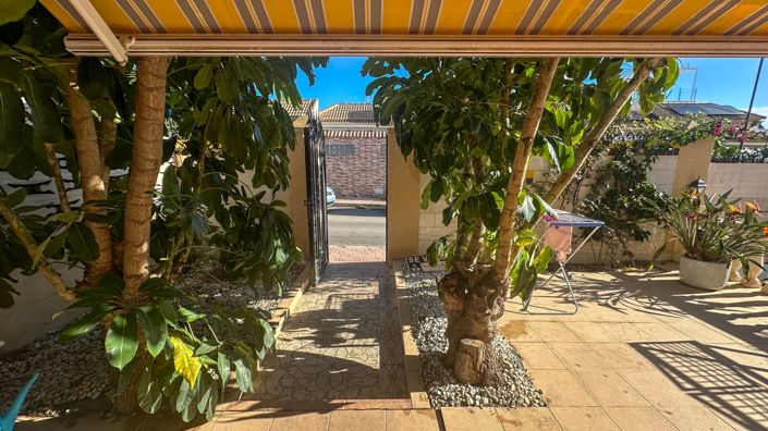 Image No.4-2 Bed Townhouse for sale