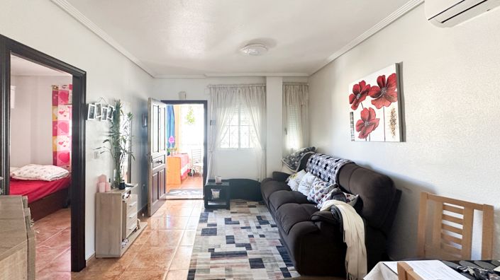 Image No.15-2 Bed Property for sale