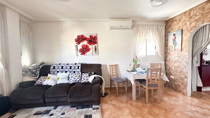 Image No.17-2 Bed Property for sale