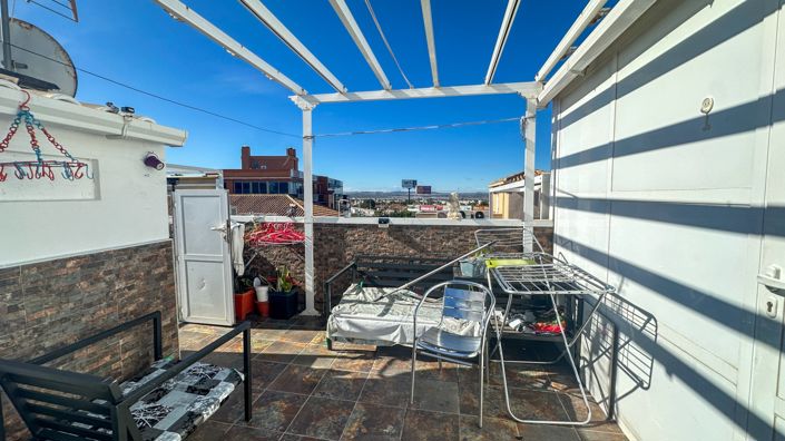 Image No.24-2 Bed Property for sale