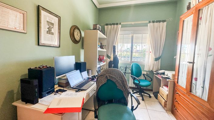 Image No.28-6 Bed Villa for sale