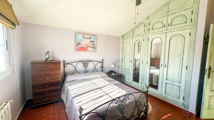 Image No.36-6 Bed Villa for sale