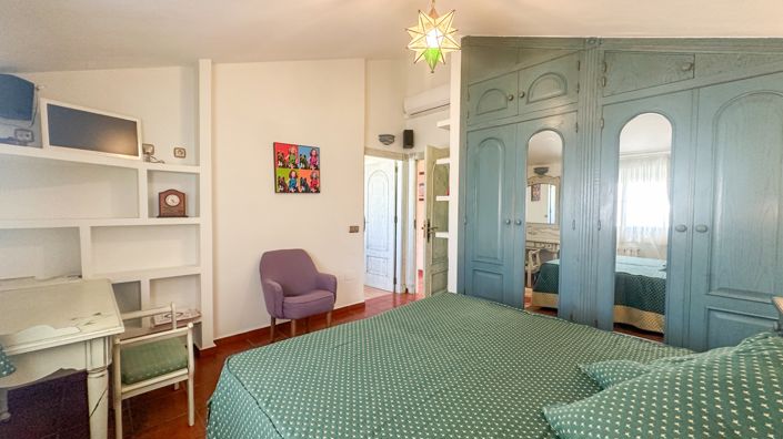 Image No.39-6 Bed Villa for sale