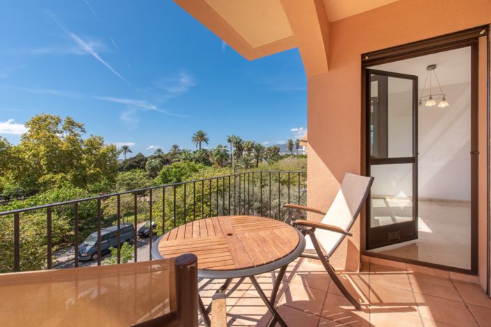 Image No.24-2 Bed Property for sale