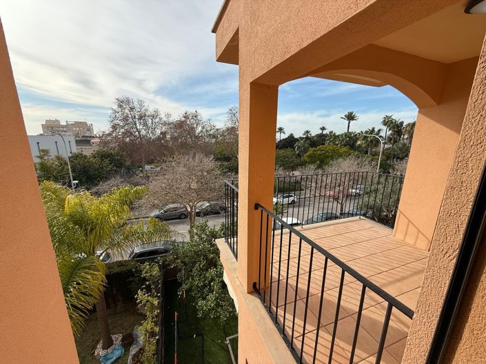 Image No.27-2 Bed Property for sale