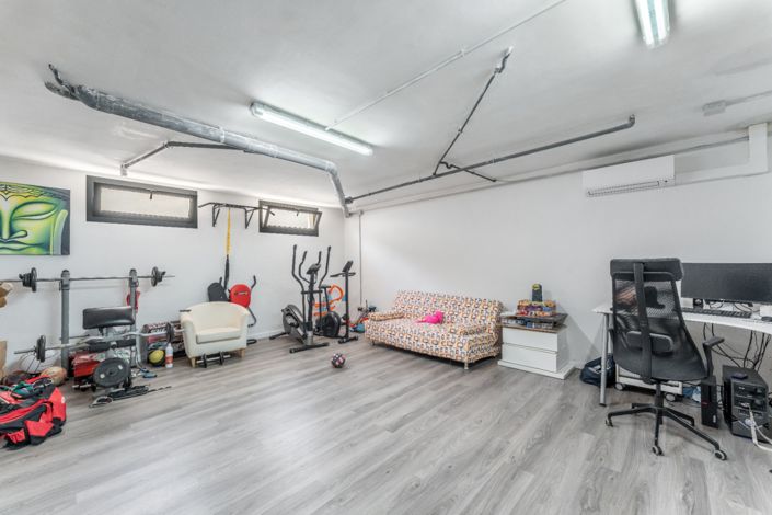 Image No.17-3 Bed Villa for sale