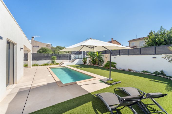 Image No.2-3 Bed Villa for sale