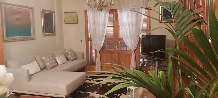 Image No.2-3 Bed Villa for sale