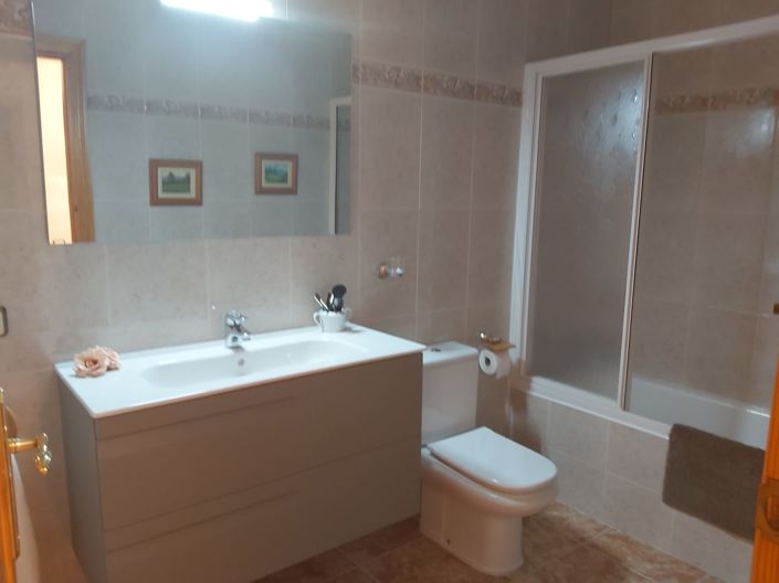 Image No.9-3 Bed Villa for sale