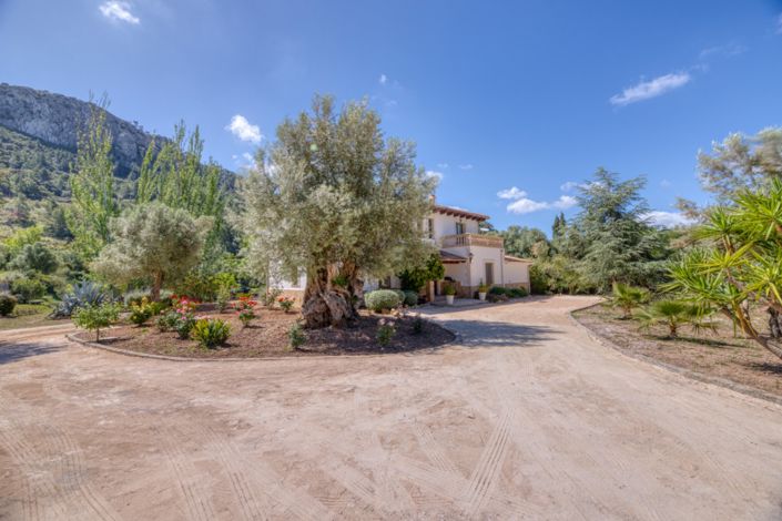 Image No.14-5 Bed Villa for sale