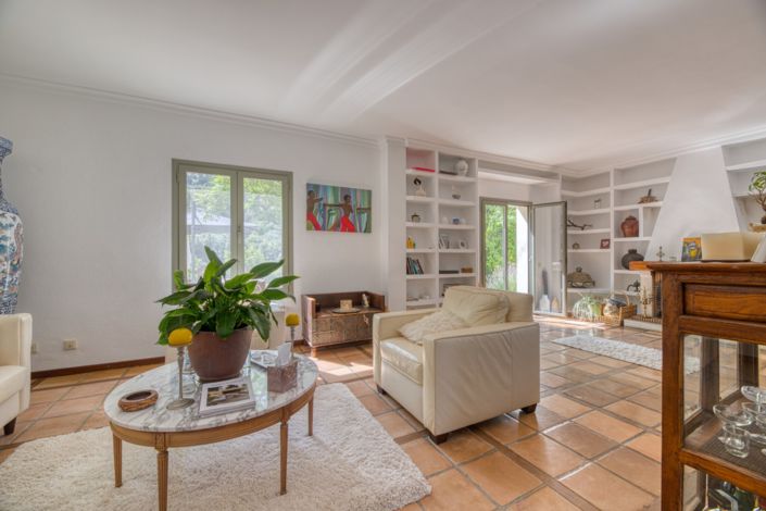 Image No.26-5 Bed Villa for sale