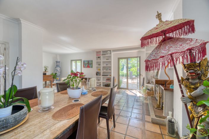 Image No.36-5 Bed Villa for sale