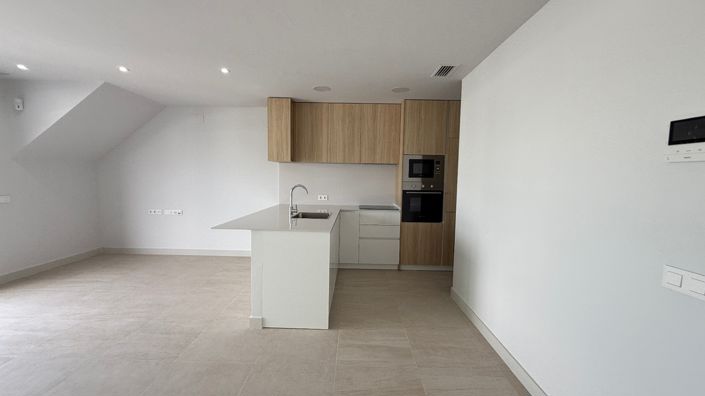 Image No.2-Propriété de 2 chambres à vendre à Torrevieja