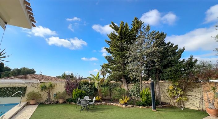 Image No.3-7 Bed Villa for sale