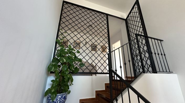 Image No.38-7 Bed Villa for sale