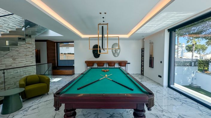 Image No.43-4 Bed Villa for sale