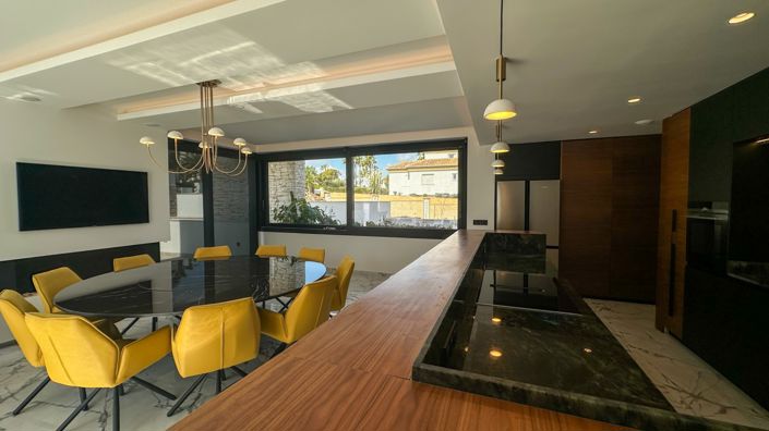 Image No.47-4 Bed Villa for sale