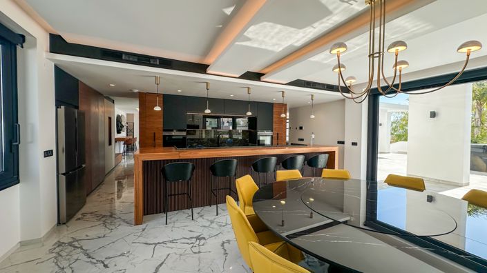 Image No.48-4 Bed Villa for sale