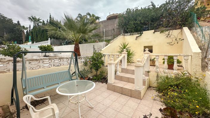 Image No.18-2 Bed Townhouse for sale