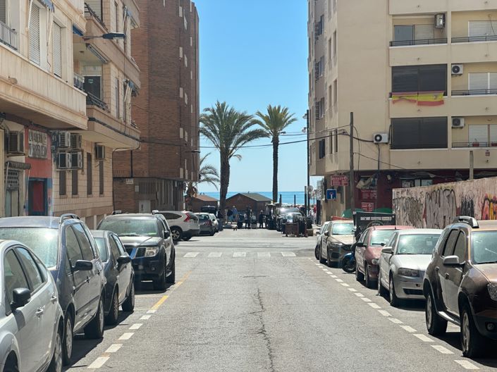 Image No.47-2 Bed Property for sale