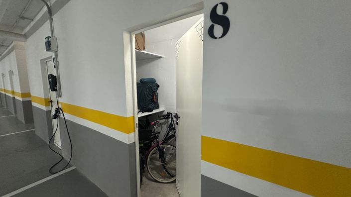 Image No.32-2 Bed Property for sale