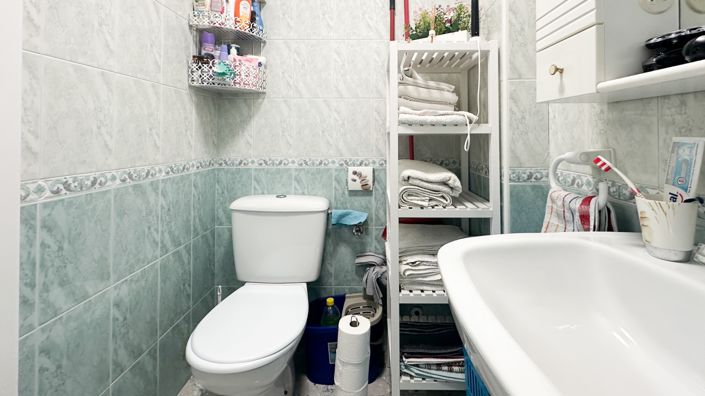 Image No.29-2 Bed Property for sale