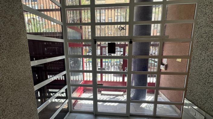 Image No.39-2 Bed Property for sale