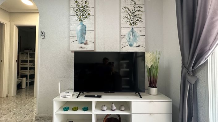 Image No.6-2 Bed Property for sale