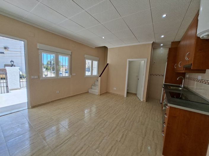 Image No.6-1 Bed Property for sale