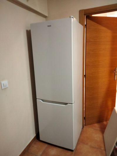 Image No.28-16 Bed Property for sale